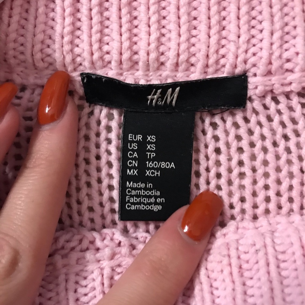 H&M Pink Sweater💗 - Picture 3 of 4